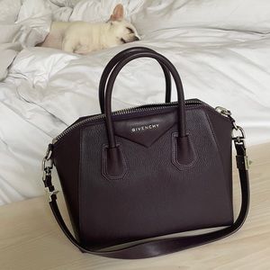 Stunning plum Givenchy Antigona small bag with strap 200% goat